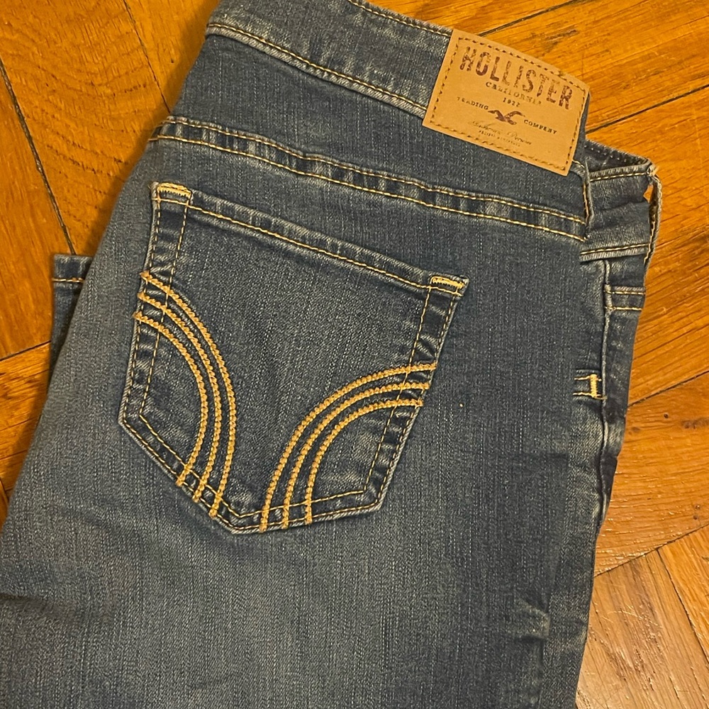 Hollister Classic Blue Jeans
